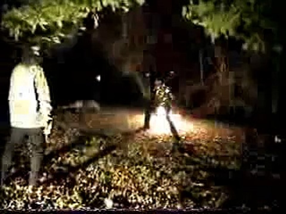 Behind the scenes, real whip stunts!