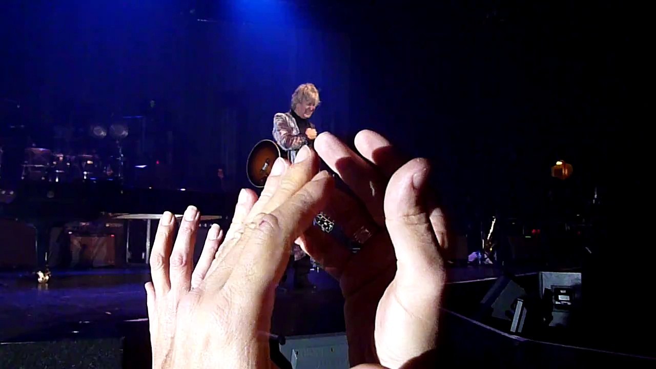 Jacques Higelin - Entrée en scène - Zénith de Paris - 18/10/2010