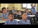 افتتاح العام الدراسي في الضفة الغربية وتأجيله في غزة