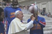 Les Harlem Globetrotters rencontrent le Pape...ou est-ce le contraire?