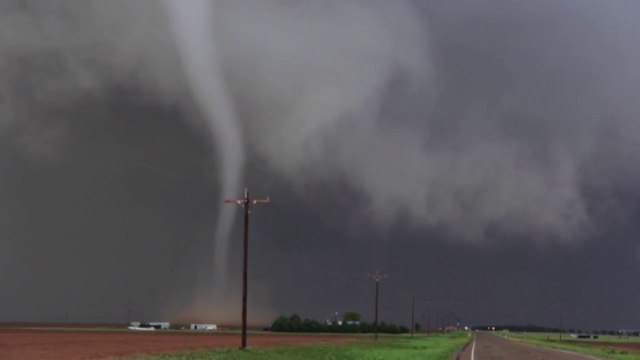 Des tornades dévastatrices balaient le centre des Etats-Unis