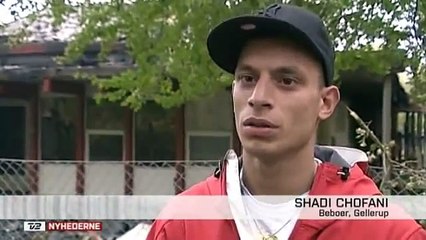 Unge holder politiet ude af Gellerup