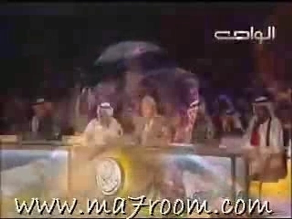 .. الموت خلفي والبحر