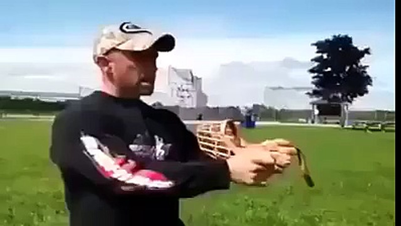 Son derece iyi eğitilmiş köpek!