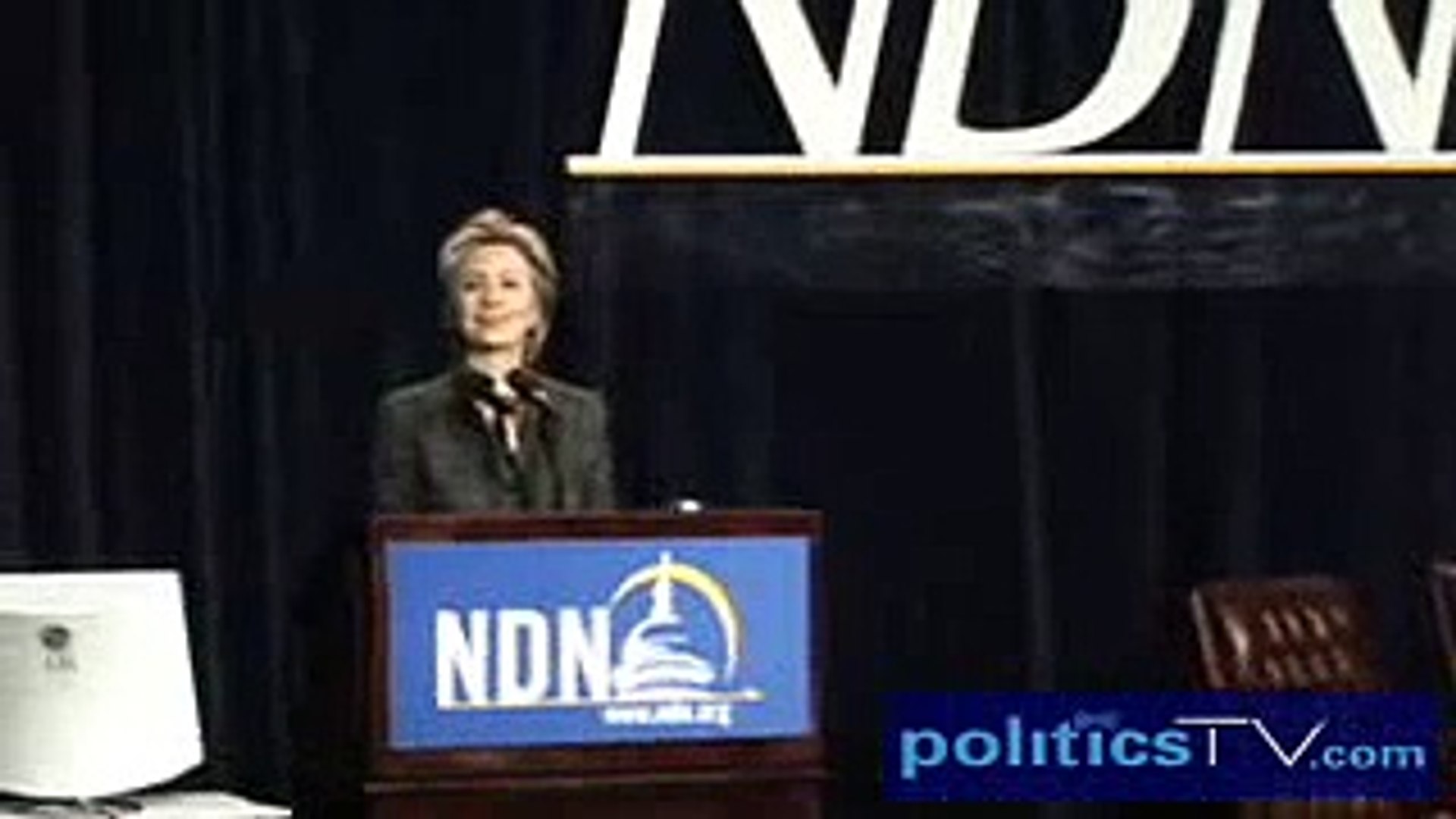 ⁣Hillary Clinton on the blogs
