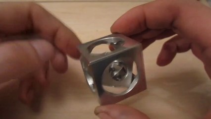 How to build a cube in a cube! Great Artist!!