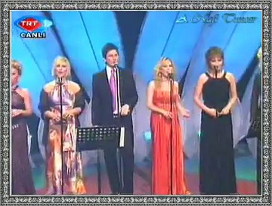 AKŞAM SEFASI KORO *Kızları Da Alın Artık Askere*