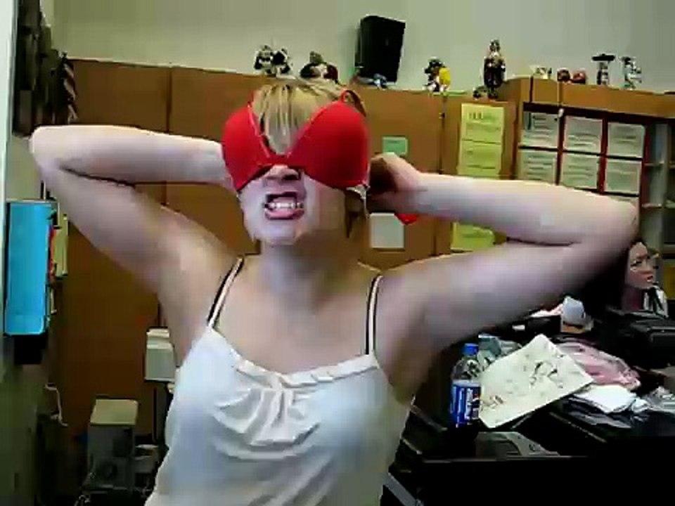 bra face