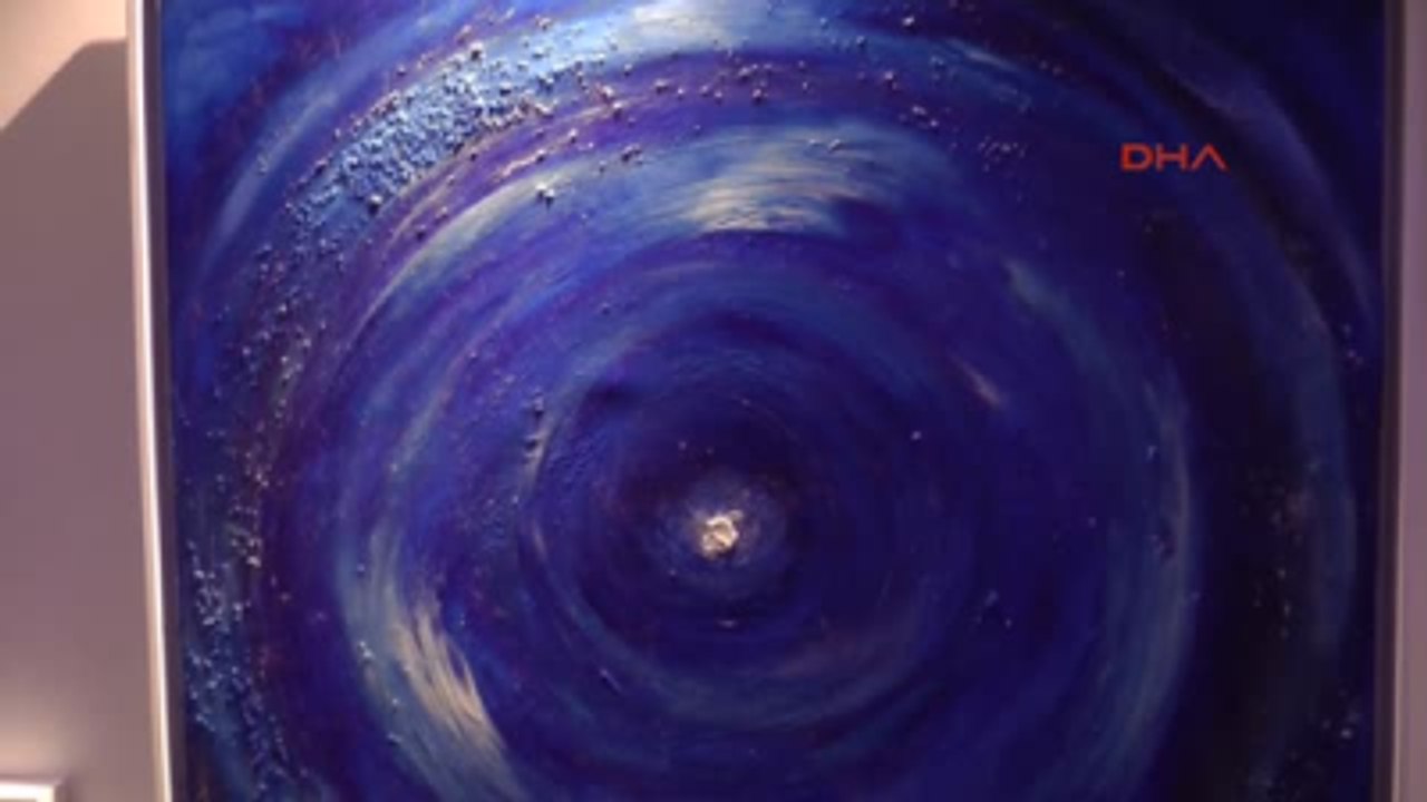 Alman Kadın Ressamdan Renklerin Aşkı Fenerbahçe Resim Sergisi