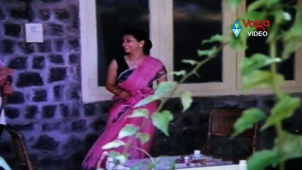 Moon Moon Sen teachings to Sarvadaman Banerjee