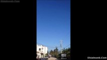 SUPUESTO UFO OVNI EN PUERTO JUAREZ CANCUN MEXICO UN OBJETO QUE FLOTA EN EL AIRE ES VIDEOGRABADO POR UN TURISTA Y SIRVE PARA FUTURAS REFERENCIAS DE COSAS FLOTANDO EN EL CIELO MAYO 2015