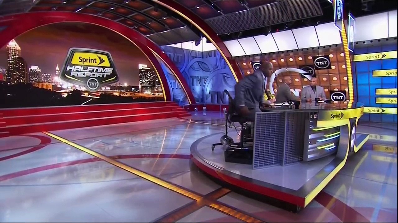 Les parodies de la chute de Shaquille O'Neal