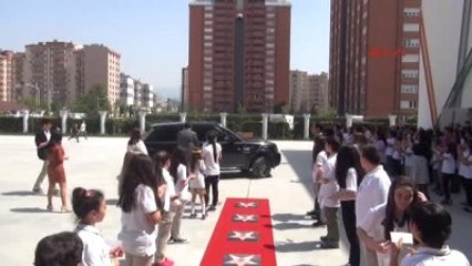 Bursa Çocuklardan Türkan Şoray?ı Ağlatan Şarkılar