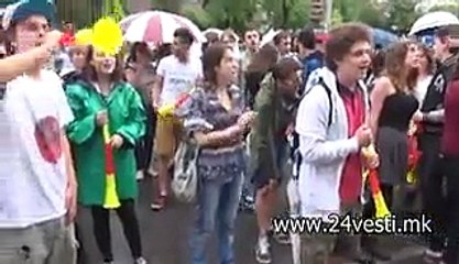 SREDNOSKOLCI PROTESTI PRED MON 07 05