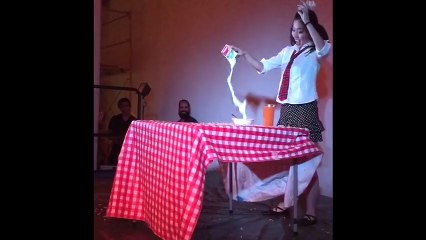 Cette danse du robot va vous impressionner !