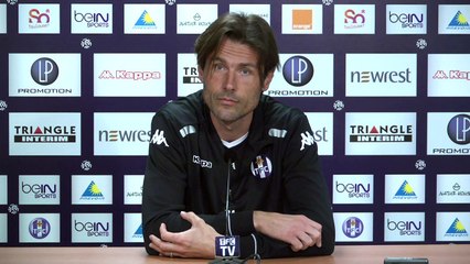 Dominique Arribagé en conférence de presse avant TFC/Lille