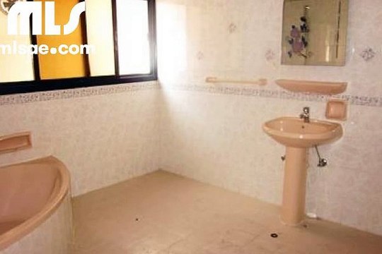 3 Bedrooms flat and 3 Bathrooms in AL manaseer. L137. - mlsae.com