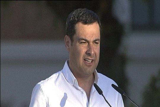 Juanma Moreno critica la gestión de Susana Díaz