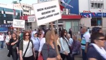 Yalova?da Eski Eşi Tarafından Öldürülen Kadın İçin Sessiz Protesto Yürüyüşü