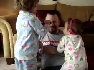 Dicen que cuando eres papá tus reflejos son mejores y este padre nos demuestra porque!