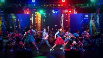 [HD] Shake It Up "Made In Japan" Dance - Bella & Zendaya