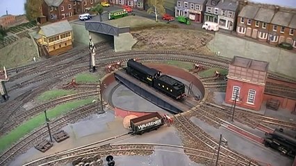 MODEL RAILWAY TURNTABLE