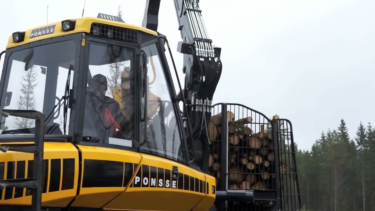 Ponsse Buffalo 10w (Ten wheeled forwarder)