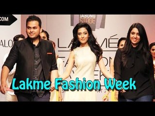Amrita Rao Looking Gorgeous Doll On Ramp @ LFW Day 3