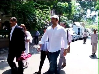 SALMAN KHAN ENTER THE COURT FOR HEARING HIT & RUN CASE