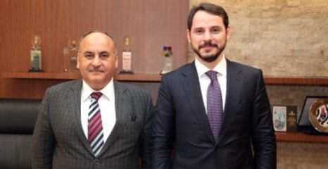 Ak Partili Vatandaştan Erdoğan'ın Damadına: Hırsızlıkları Savunamıyoruz