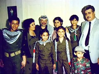 نبوس ترابك يا ابو عمار فيديو