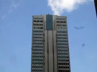 Tokyo earthquake, Japan. Swaying building in Shinjuku 11-03-2011.m4v