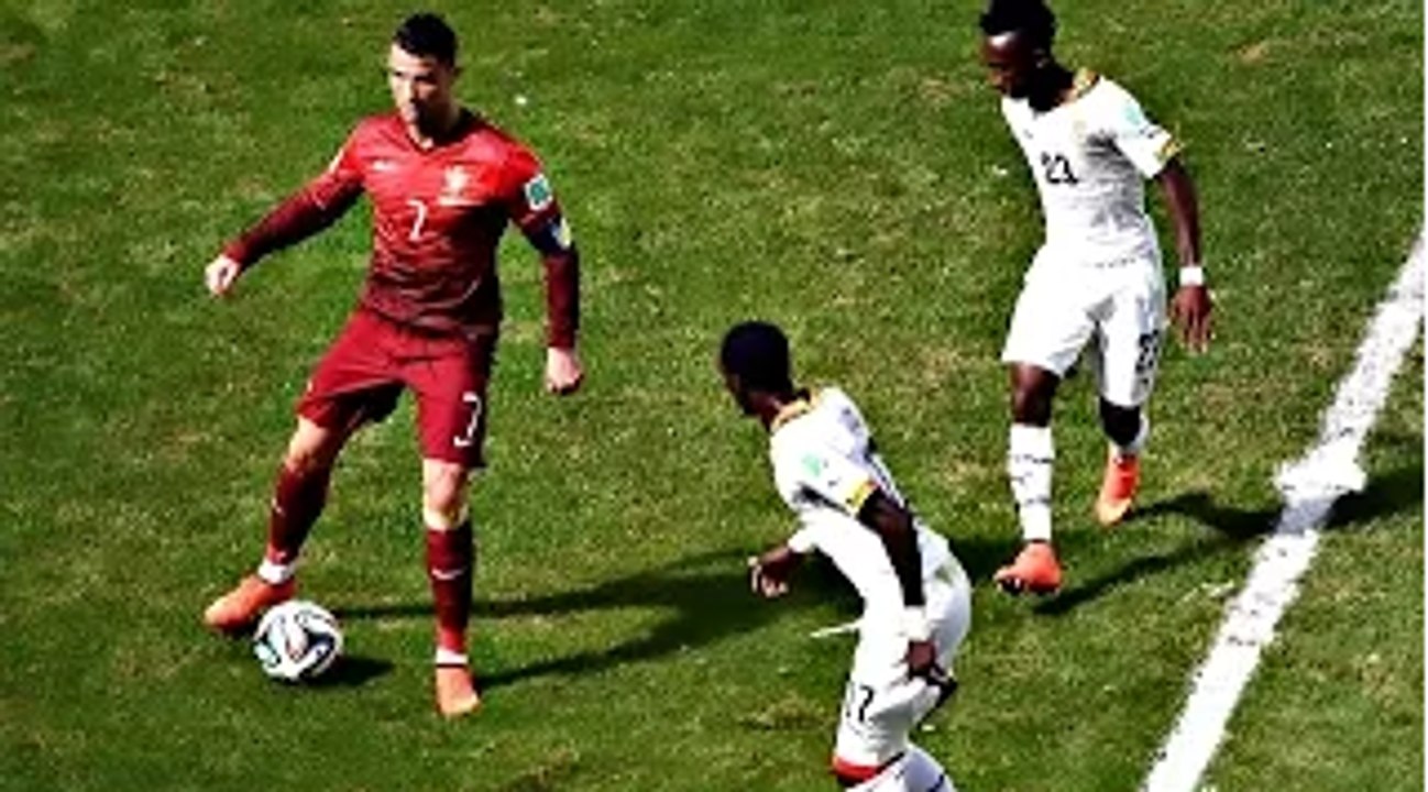 Best Football Craziest Skills Show - (Crazy Nutmeg,Tricks,Elastico,Rabona & More)