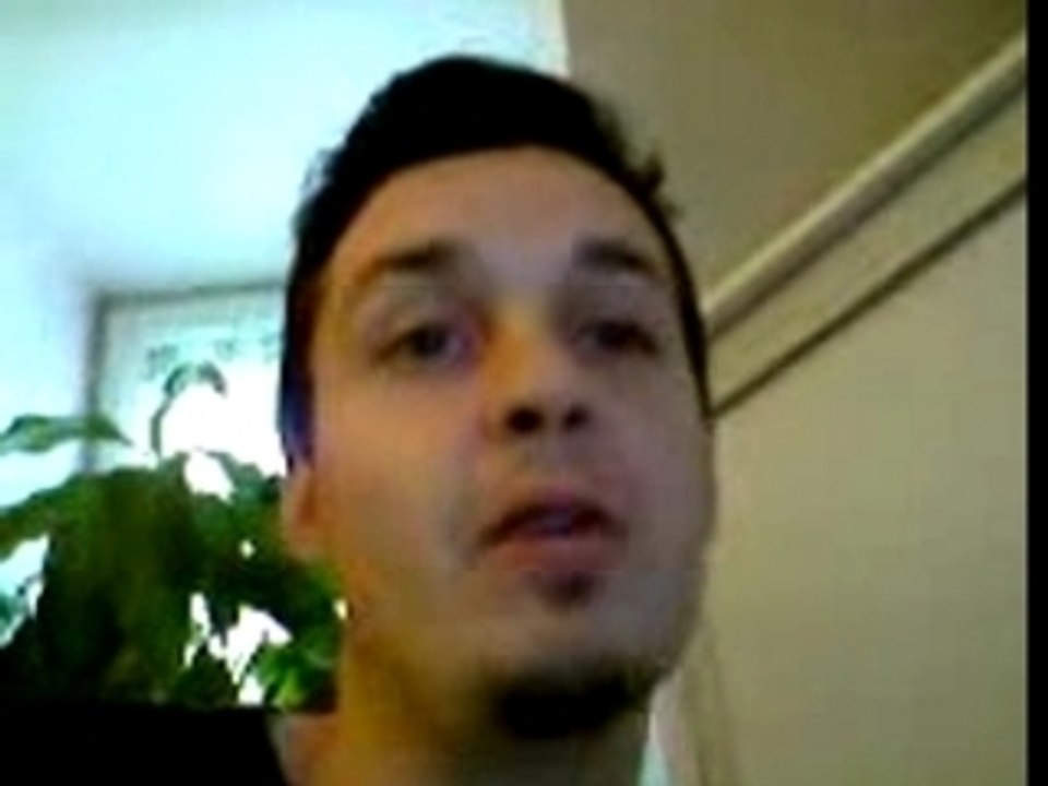 Sarkozy insulte les éducateurs !