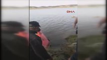 Kaçak Avcıların Baraj Gölüne Attığı Ağlar Toplandı