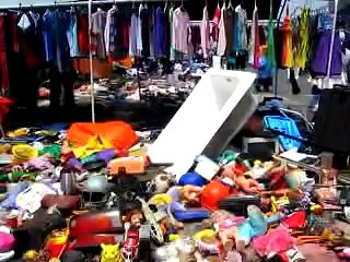 Tianguis Santa Martha Acatitla. Basurama RUS México D.f. 3