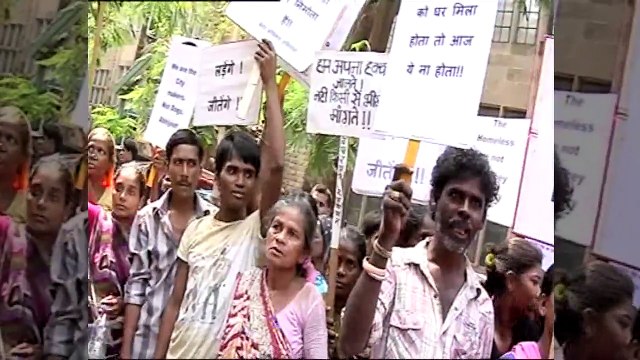 Exclusive Slum Dwellers PROTEST against Salman