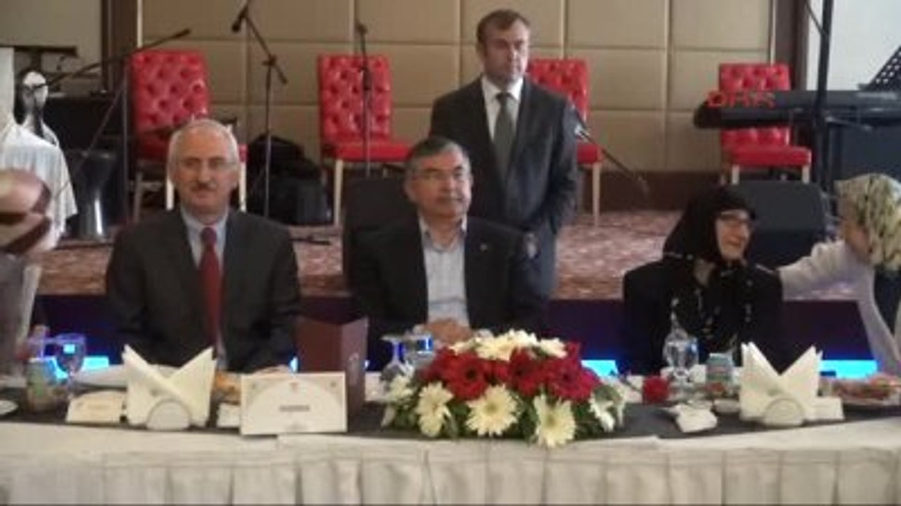 Sivas - Bakan Yılmaz Nüfus Artışı Düşerse, Profesyonel Askerlik Düşünmek Zorunda Kalınır