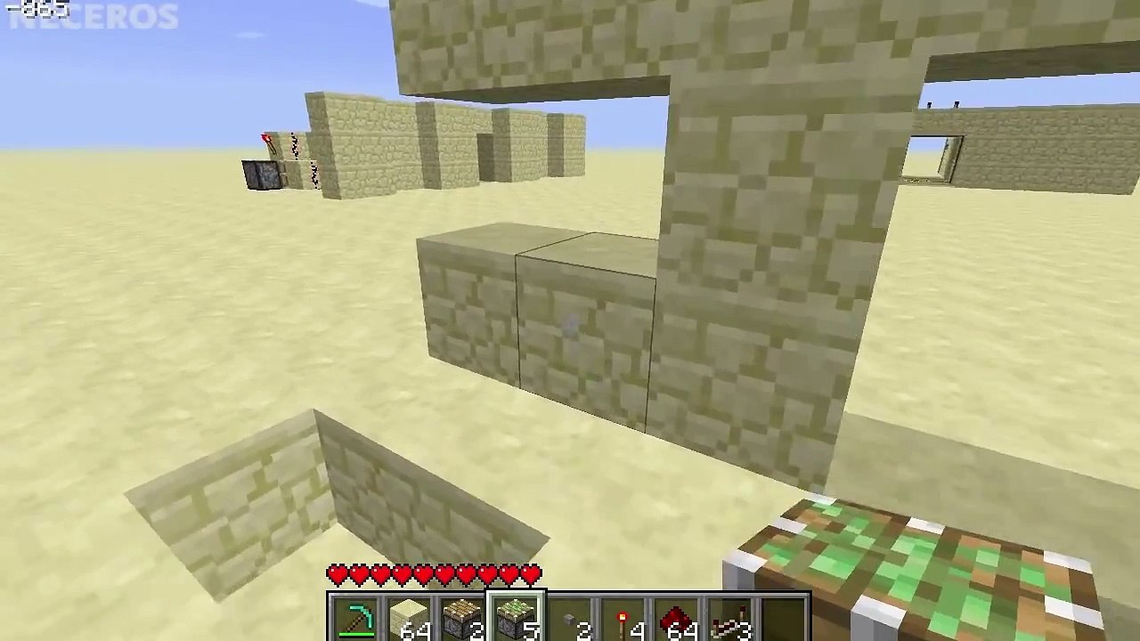 Minecraft Tutorial - Real Hidden Piston Door - 2x2 - Compact & Easy