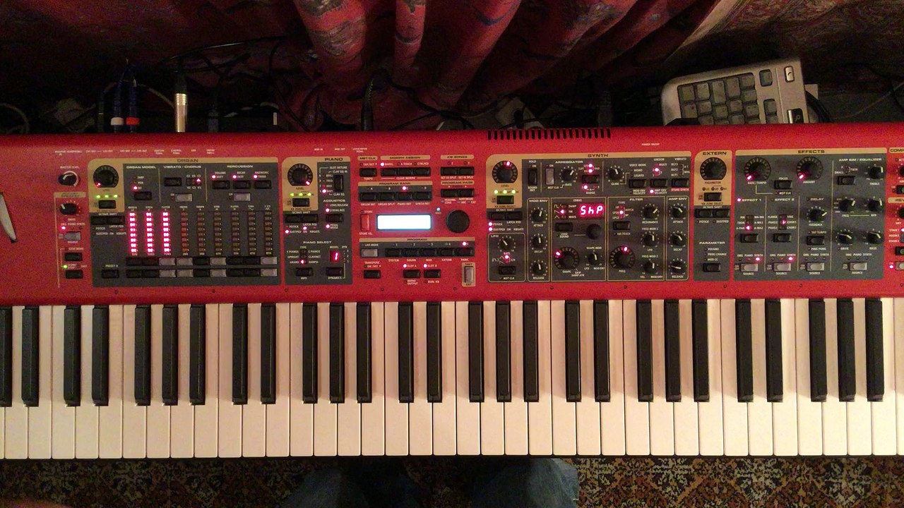 Hair "Aquarius" - Piano