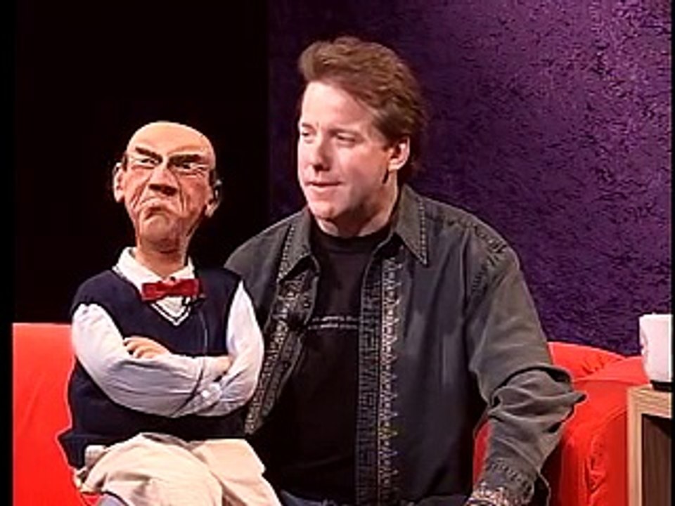 Ventriloquist Jeff Dunham brings Walter on BU Tonight