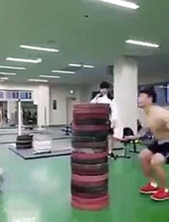 Amazing jumping ability - Peoples are Awesome - Must must watch and share - Video Dailymotion