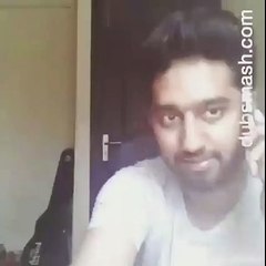 How you ignore your friends while talking to your girlfriend  (Dubsmash Pakistan)