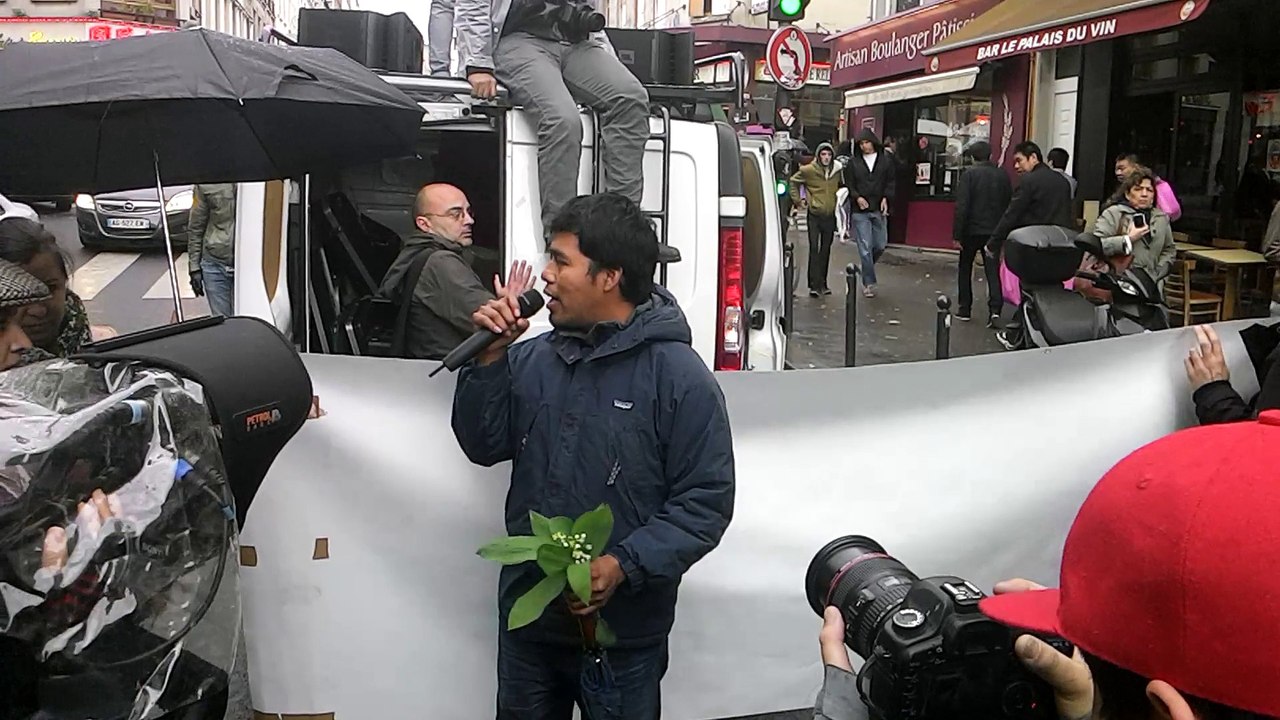 Eurocaravana de Ayotzinapa en París, Francia 3 de mayo 2015.