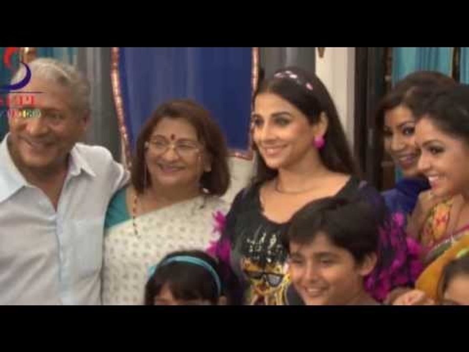 Hot Vidya Balan Promoting ''Ghanchakkar'' at ''Chidiya Ghar''