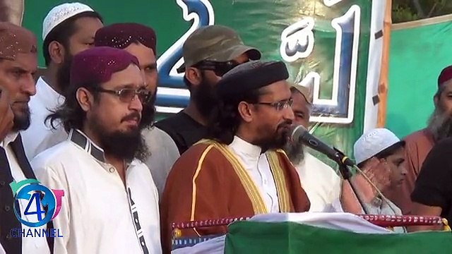 علامہ غازی اورنگزیب فاروقی لبیک حرمین شریفین مطالباتی ریلی 8مئی2015سے خطاب کررہے ہیں