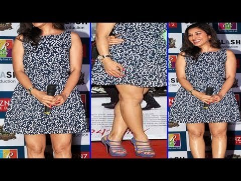 Sizzling Hot Sophie Chaudhary Sexy Shinny Legs