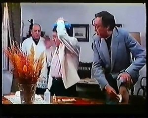 EL CURA YA TIENE HIJO - visita al sacristán