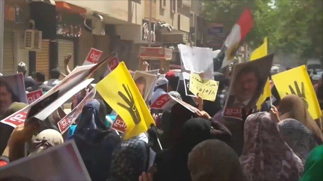 مظاهرات لرافضي الانقلاب بمصر تحمل شعار الثورة أقوى