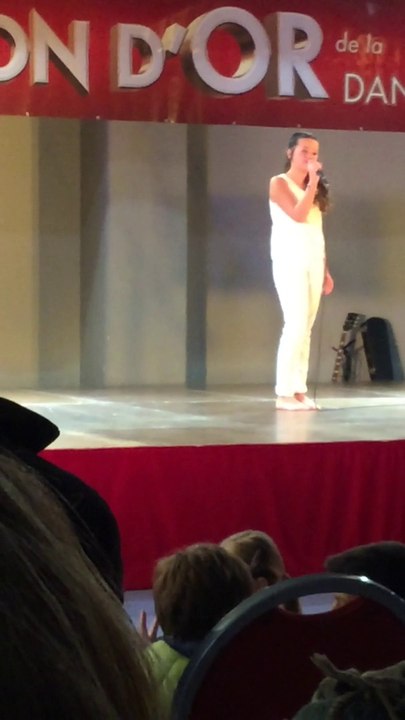 Un échantillon de mon premier concours de chant!